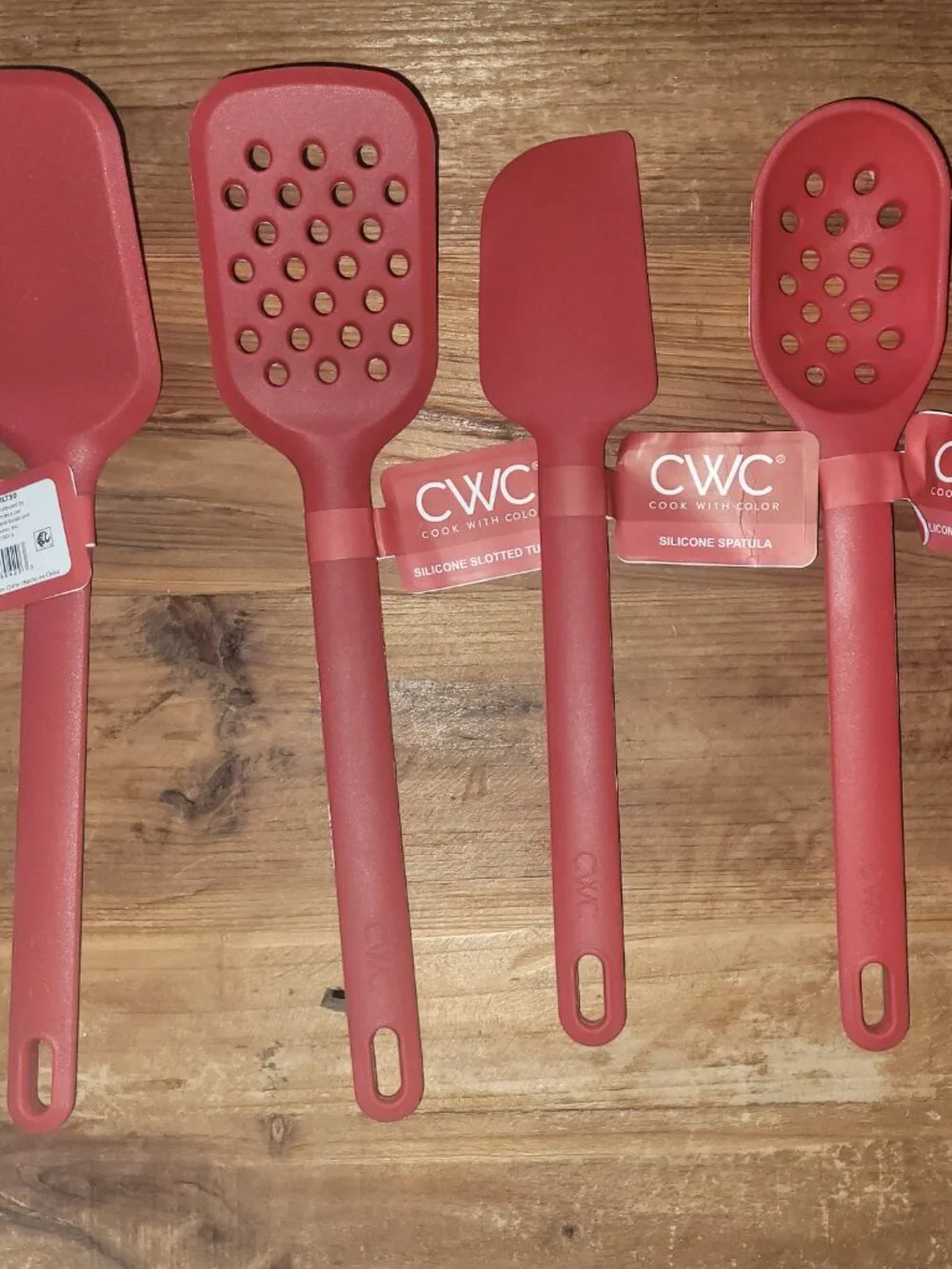 NWT Set of 5 Silicone Kitchen Utensils